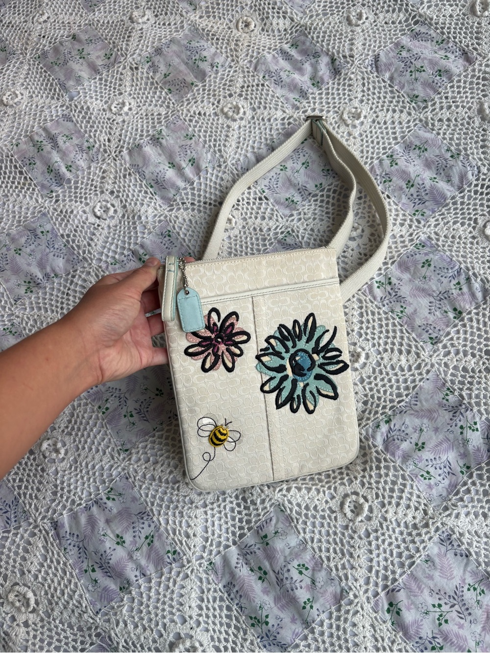 Rare Vintage Y2K Coach Bumble Bee Bag - Picture 2 of 9